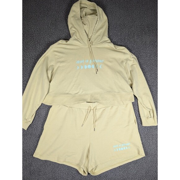 Pride Target 2 Piece Shorts 2X Crop Hoodie 1X Not A Phase Yellow Not a Phase - Picture 1 of 15